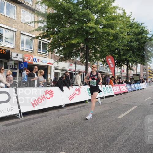 15.09.2024 - PSD Bank Halbmarathon Miley Keyser http://msf.ph/oto/7066080 15.09.2024 11:16:11 Ziel 407, 410, 497, 542, 560, 604, 632, 1013 meine-sportfotos.de