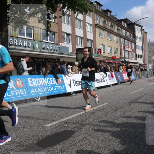 15.09.2024 - PSD Bank Halbmarathon Michael Strokosch http://msf.ph/oto/7066097 15.09.2024 11:58:58 Ziel 795, 1329, 1862, 1870, 1890, 2230, 2297, 2721, 2756, 2776, 2897, 2956, 3022, 3051, 3528 meine-sportfotos.de