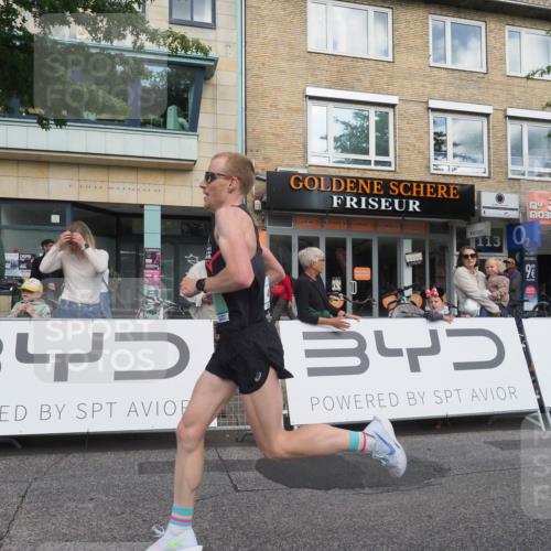 15.09.2024 - PSD Bank Halbmarathon Miley Keyser http://msf.ph/oto/7066106 15.09.2024 11:16:12 Ziel 407, 410, 497, 542, 560, 604, 632, 1013 meine-sportfotos.de