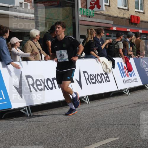 15.09.2024 - PSD Bank Halbmarathon Michael Strokosch http://msf.ph/oto/7066108 15.09.2024 11:59:00 Ziel 795, 1329, 1585, 1862, 1870, 1890, 2230, 2297, 2721, 2756, 2776, 2897, 2956, 3022 meine-sportfotos.de