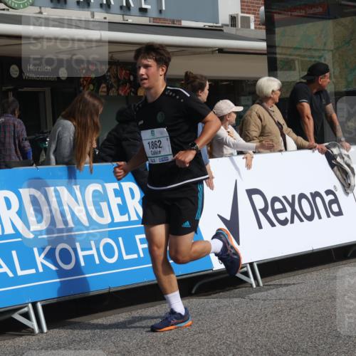 15.09.2024 - PSD Bank Halbmarathon Michael Strokosch http://msf.ph/oto/7066115 15.09.2024 11:59:01 Ziel 795, 1329, 1585, 1862, 1870, 1890, 2061, 2230, 2297, 2721, 2756, 2776, 2897, 2956, 3022 meine-sportfotos.de