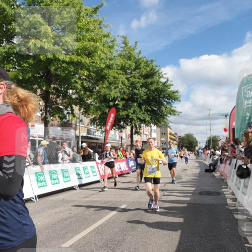 15.09.2024 - PSD Bank Halbmarathon Miley Keyser http://msf.ph/oto/7066132 15.09.2024 12:17:03 Ziel 1157, 1596, 2117, 2270, 2277, 2526, 2686, 2969, 3102, 3109, 3118, 3140, 3193, 3250, 3403, 3507, 3558 meine-sportfotos.de