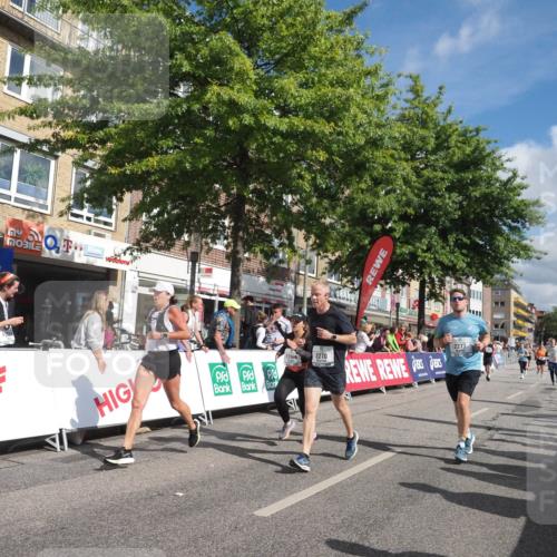 15.09.2024 - PSD Bank Halbmarathon Miley Keyser http://msf.ph/oto/7066174 15.09.2024 12:17:05 Ziel 1157, 1596, 2117, 2270, 2277, 2526, 2686, 2969, 3102, 3109, 3118, 3193, 3250, 3403, 3507, 3558 meine-sportfotos.de