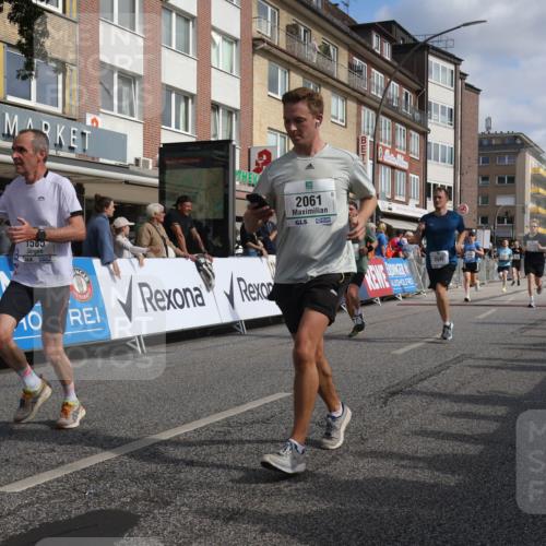 15.09.2024 - PSD Bank Halbmarathon Michael Strokosch http://msf.ph/oto/7066175 15.09.2024 11:59:11 Ziel 795, 1585, 1738, 1739, 1862, 2061, 2278, 2545, 2767, 2776, 2897, 3189 meine-sportfotos.de