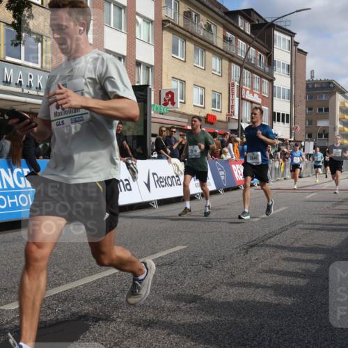 15.09.2024 - PSD Bank Halbmarathon Michael Strokosch http://msf.ph/oto/7066181 15.09.2024 11:59:11 Ziel 795, 1585, 1738, 1739, 1862, 2061, 2278, 2545, 2767, 2776, 2897, 3189 meine-sportfotos.de