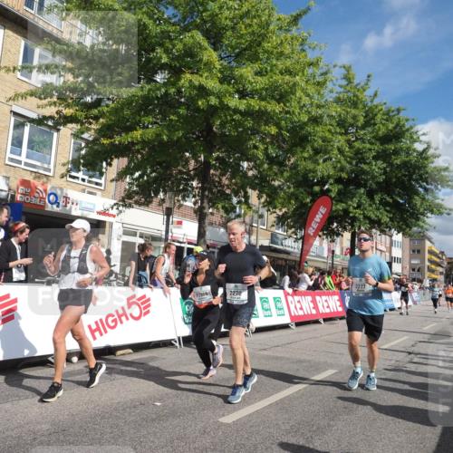 15.09.2024 - PSD Bank Halbmarathon Miley Keyser http://msf.ph/oto/7066182 15.09.2024 12:17:05 Ziel 1157, 1596, 2117, 2270, 2277, 2526, 2686, 2969, 3102, 3109, 3118, 3193, 3250, 3403, 3507, 3558 meine-sportfotos.de
