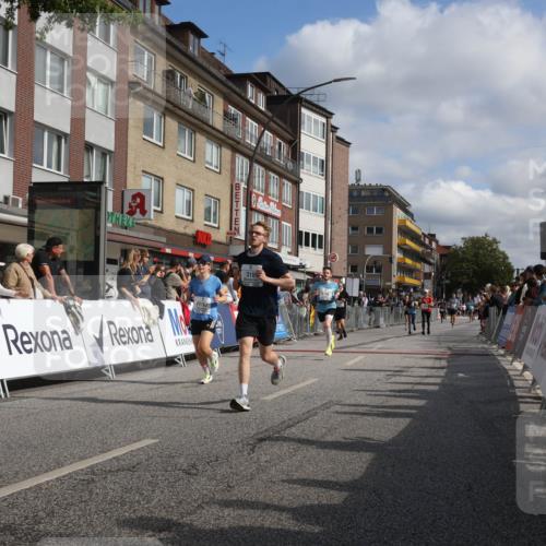 15.09.2024 - PSD Bank Halbmarathon Michael Strokosch http://msf.ph/oto/7066198 15.09.2024 11:59:13 Ziel 795, 1585, 1738, 1739, 2061, 2278, 2545, 2767, 2776, 2789, 2817, 2897, 3189 meine-sportfotos.de