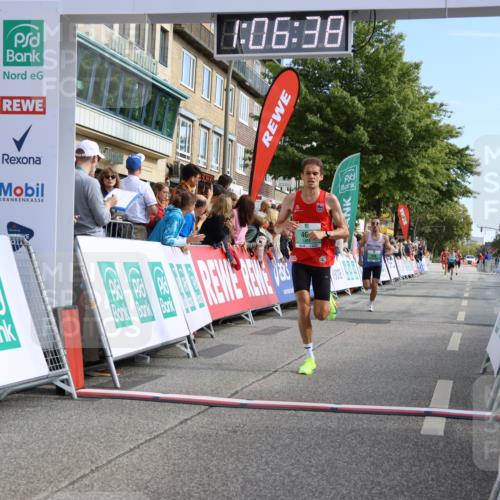 15.09.2024 - PSD Bank Halbmarathon Strokosch-Dieckow http://msf.ph/oto/7066210 15.09.2024 11:07:29 Ziel 462, 464, 465 meine-sportfotos.de