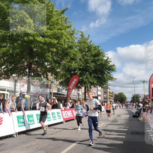 15.09.2024 - PSD Bank Halbmarathon Miley Keyser http://msf.ph/oto/7066226 15.09.2024 12:17:11 Ziel 792, 1157, 1596, 2117, 2270, 2277, 2305, 2306, 2686, 2969, 3109, 3118, 3130, 3193, 3250, 3403, 3425, 3507, 3558 meine-sportfotos.de