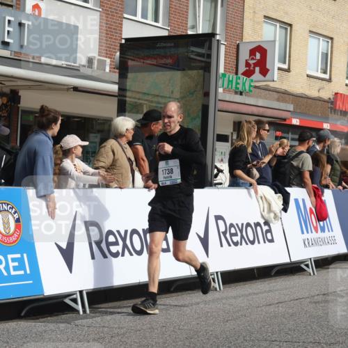 15.09.2024 - PSD Bank Halbmarathon Michael Strokosch http://msf.ph/oto/7066234 15.09.2024 11:59:19 Ziel 1554, 1585, 1738, 1739, 2061, 2278, 2545, 2767, 2789, 2817, 2950, 3189 meine-sportfotos.de