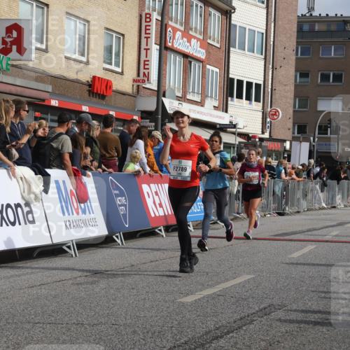 15.09.2024 - PSD Bank Halbmarathon Michael Strokosch http://msf.ph/oto/7066236 15.09.2024 11:59:20 Ziel 1554, 1585, 1738, 1739, 2061, 2142, 2278, 2545, 2767, 2789, 2817, 2950, 3189 meine-sportfotos.de