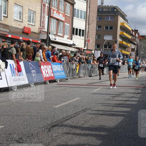 15.09.2024 - PSD Bank Halbmarathon Michael Strokosch http://msf.ph/oto/7066264 15.09.2024 11:59:24 Ziel 1139, 1554, 1665, 1738, 1739, 2004, 2142, 2767, 2789, 2817, 2876, 2950, 3189 meine-sportfotos.de