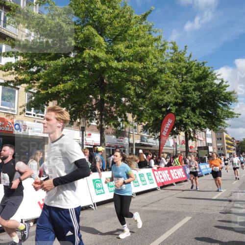 15.09.2024 - PSD Bank Halbmarathon Miley Keyser http://msf.ph/oto/7066266 15.09.2024 12:17:12 Ziel 792, 1157, 1596, 2117, 2270, 2277, 2305, 2306, 2686, 2969, 3109, 3118, 3130, 3250, 3403, 3425, 3507 meine-sportfotos.de