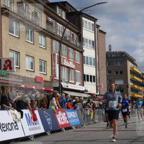 15.09.2024 - PSD Bank Halbmarathon Michael Strokosch http://msf.ph/oto/7066274 15.09.2024 11:59:25 Ziel 1139, 1455, 1554, 1665, 1738, 1739, 2004, 2142, 2767, 2783, 2789, 2817, 2876, 2950, 3189 meine-sportfotos.de