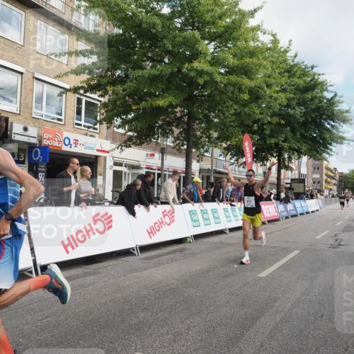 15.09.2024 - PSD Bank Halbmarathon Miley Keyser http://msf.ph/oto/7066275 15.09.2024 11:16:24 Ziel 407, 560, 604, 616, 632, 1002, 1003, 1013, 1016 meine-sportfotos.de