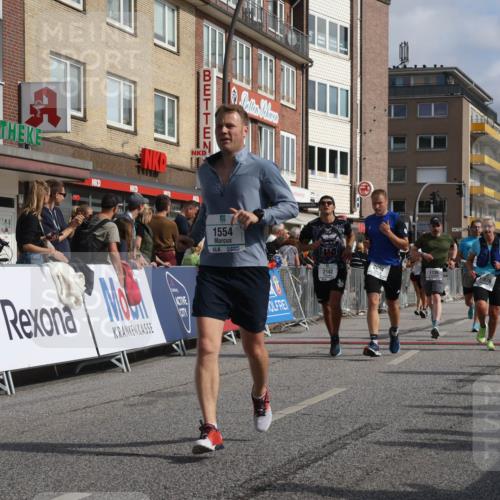 15.09.2024 - PSD Bank Halbmarathon Michael Strokosch http://msf.ph/oto/7066281 15.09.2024 11:59:27 Ziel 1139, 1455, 1554, 1665, 1738, 1739, 2004, 2046, 2142, 2783, 2789, 2817, 2876, 2950 meine-sportfotos.de