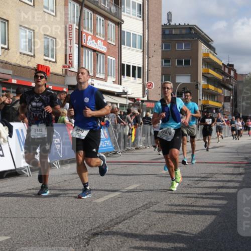 15.09.2024 - PSD Bank Halbmarathon Michael Strokosch http://msf.ph/oto/7066293 15.09.2024 11:59:29 Ziel 1139, 1455, 1554, 1665, 1738, 2004, 2046, 2142, 2783, 2789, 2817, 2876, 2950 meine-sportfotos.de
