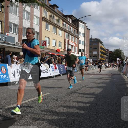 15.09.2024 - PSD Bank Halbmarathon Michael Strokosch http://msf.ph/oto/7066310 15.09.2024 11:59:30 Ziel 1139, 1455, 1554, 1665, 1738, 1902, 2004, 2046, 2142, 2783, 2789, 2817, 2876, 2950 meine-sportfotos.de