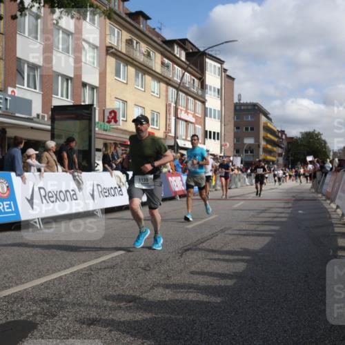15.09.2024 - PSD Bank Halbmarathon Michael Strokosch http://msf.ph/oto/7066315 15.09.2024 11:59:31 Ziel 1139, 1455, 1554, 1665, 1902, 2004, 2046, 2142, 2783, 2789, 2817, 2876, 2950 meine-sportfotos.de