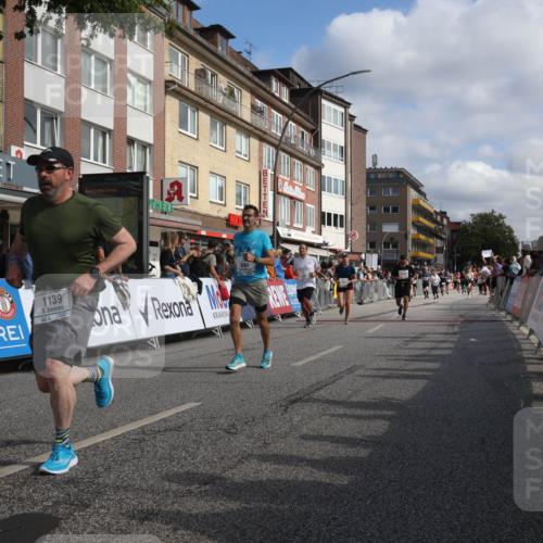 15.09.2024 - PSD Bank Halbmarathon Michael Strokosch http://msf.ph/oto/7066319 15.09.2024 11:59:31 Ziel 1139, 1455, 1554, 1665, 1902, 2004, 2046, 2142, 2783, 2789, 2817, 2876, 2950 meine-sportfotos.de