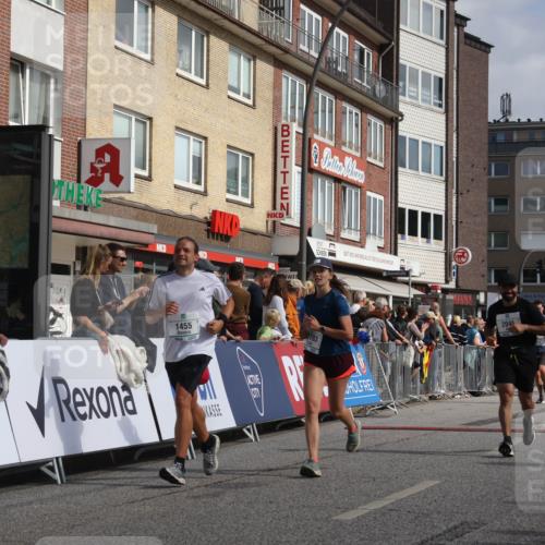 15.09.2024 - PSD Bank Halbmarathon Michael Strokosch http://msf.ph/oto/7066330 15.09.2024 11:59:33 Ziel 1139, 1455, 1554, 1665, 1902, 2004, 2046, 2142, 2151, 2418, 2783, 2817, 2841, 2874, 2876, 2950 meine-sportfotos.de