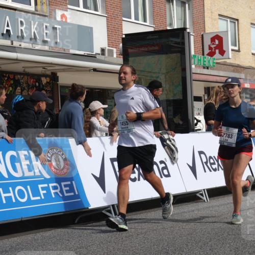 15.09.2024 - PSD Bank Halbmarathon Michael Strokosch http://msf.ph/oto/7066340 15.09.2024 11:59:34 Ziel 1139, 1455, 1554, 1665, 1902, 2004, 2046, 2142, 2151, 2418, 2783, 2841, 2874, 2876, 2950 meine-sportfotos.de