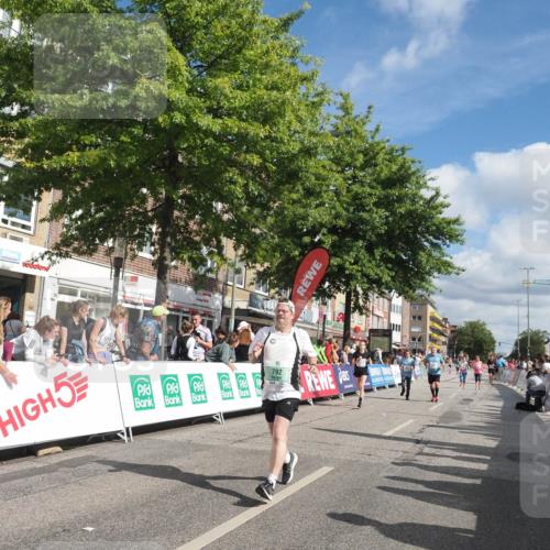 15.09.2024 - PSD Bank Halbmarathon Miley Keyser http://msf.ph/oto/7066341 15.09.2024 12:17:16 Ziel 792, 1596, 2270, 2277, 2305, 2306, 2931, 2932, 3118, 3130, 3250, 3403, 3425, 3507 meine-sportfotos.de