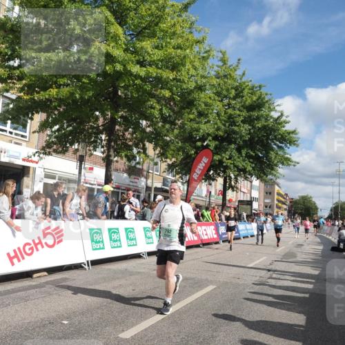 15.09.2024 - PSD Bank Halbmarathon Miley Keyser http://msf.ph/oto/7066345 15.09.2024 12:17:16 Ziel 792, 1596, 2270, 2277, 2305, 2306, 2931, 2932, 3118, 3130, 3250, 3403, 3425, 3507 meine-sportfotos.de