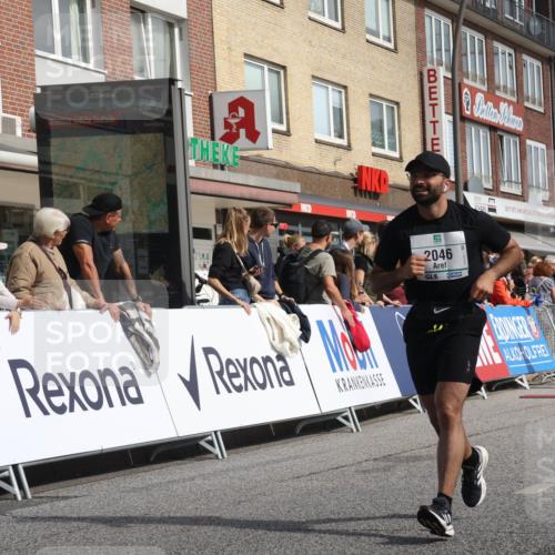 15.09.2024 - PSD Bank Halbmarathon Michael Strokosch http://msf.ph/oto/7066350 15.09.2024 11:59:35 Ziel 1139, 1455, 1554, 1665, 1902, 2004, 2046, 2142, 2151, 2418, 2783, 2841, 2874, 2876 meine-sportfotos.de