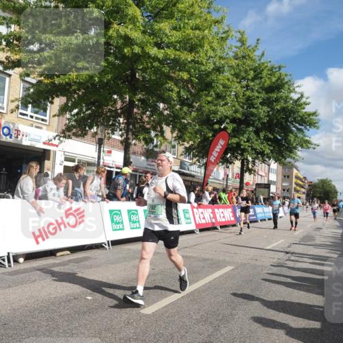 15.09.2024 - PSD Bank Halbmarathon Miley Keyser http://msf.ph/oto/7066355 15.09.2024 12:17:16 Ziel 792, 1596, 2270, 2277, 2305, 2306, 2931, 2932, 3118, 3130, 3250, 3403, 3425, 3507 meine-sportfotos.de