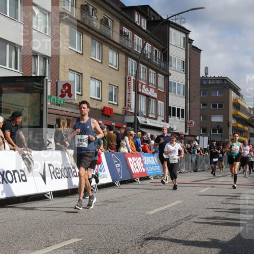 15.09.2024 - PSD Bank Halbmarathon Michael Strokosch http://msf.ph/oto/7066356 15.09.2024 11:59:39 Ziel 1139, 1455, 1555, 1614, 1665, 1844, 1902, 2004, 2046, 2142, 2151, 2418, 2558, 2752, 2783, 2807, 2841, 2864, 2874, 2876, 2949, 3523 meine-sportfotos.de