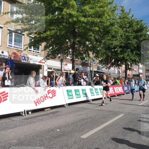 15.09.2024 - PSD Bank Halbmarathon Miley Keyser http://msf.ph/oto/7066363 15.09.2024 12:17:18 Ziel 792, 1596, 2282, 2305, 2306, 2931, 2932, 3130, 3250, 3403, 3425, 3507 meine-sportfotos.de