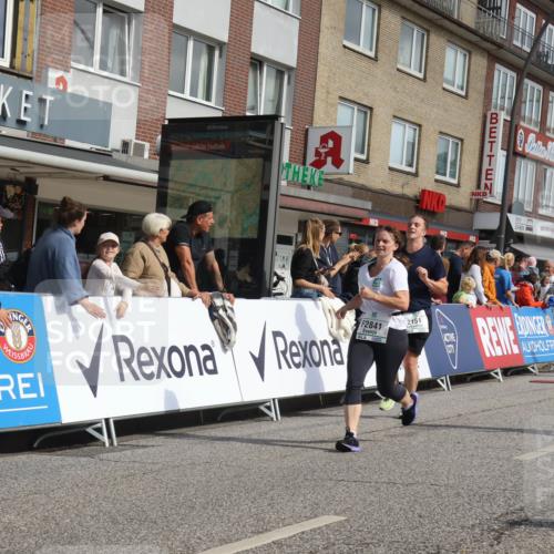 15.09.2024 - PSD Bank Halbmarathon Michael Strokosch http://msf.ph/oto/7066369 15.09.2024 11:59:41 Ziel 1139, 1455, 1555, 1614, 1665, 1844, 1902, 2004, 2046, 2071, 2151, 2418, 2558, 2752, 2783, 2807, 2841, 2864, 2874, 2876, 2949, 3177, 3523 meine-sportfotos.de