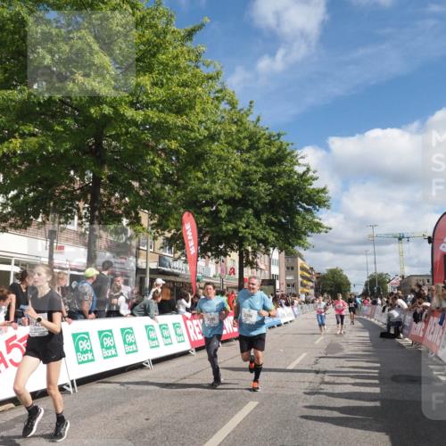 15.09.2024 - PSD Bank Halbmarathon Miley Keyser http://msf.ph/oto/7066372 15.09.2024 12:17:19 Ziel 792, 1596, 2282, 2305, 2306, 2931, 2932, 3130, 3250, 3403, 3425, 3507 meine-sportfotos.de