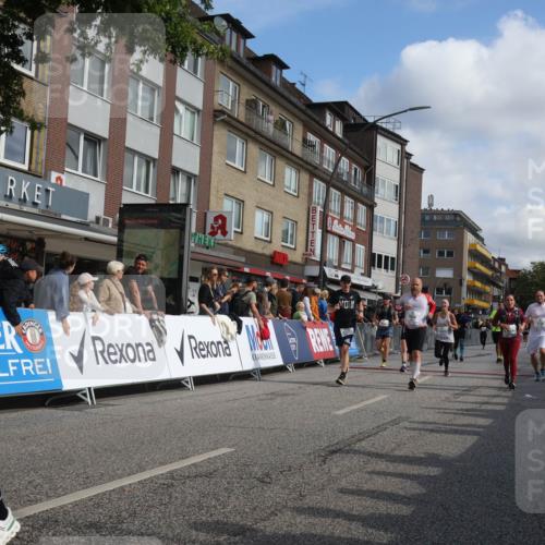 15.09.2024 - PSD Bank Halbmarathon Michael Strokosch http://msf.ph/oto/7066389 15.09.2024 11:59:43 Ziel 1455, 1555, 1614, 1665, 1844, 1902, 2046, 2071, 2151, 2418, 2558, 2752, 2783, 2807, 2841, 2864, 2874, 2949, 3177, 3523 meine-sportfotos.de