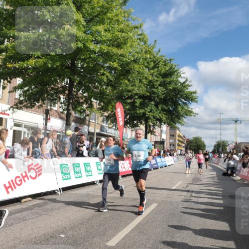15.09.2024 - PSD Bank Halbmarathon Miley Keyser http://msf.ph/oto/7066390 15.09.2024 12:17:20 Ziel 792, 1596, 2282, 2305, 2306, 2931, 2932, 3130, 3250, 3403, 3425, 3507 meine-sportfotos.de