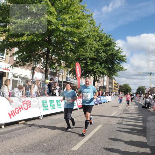 15.09.2024 - PSD Bank Halbmarathon Miley Keyser http://msf.ph/oto/7066395 15.09.2024 12:17:20 Ziel 792, 1596, 2282, 2305, 2306, 2931, 2932, 3130, 3250, 3403, 3425, 3507 meine-sportfotos.de