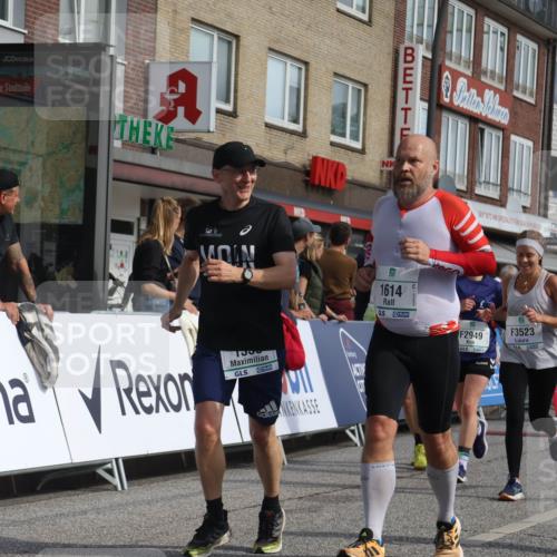 15.09.2024 - PSD Bank Halbmarathon Michael Strokosch http://msf.ph/oto/7066396 15.09.2024 11:59:45 Ziel 1455, 1555, 1614, 1837, 1844, 1902, 2046, 2071, 2151, 2161, 2418, 2558, 2752, 2783, 2795, 2799, 2807, 2841, 2864, 2874, 2949, 3177, 3523 meine-sportfotos.de