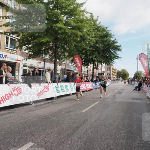 15.09.2024 - PSD Bank Halbmarathon Miley Keyser http://msf.ph/oto/7066406 15.09.2024 11:16:45 Ziel 595, 606, 621, 1004, 1007 meine-sportfotos.de