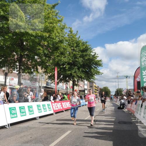 15.09.2024 - PSD Bank Halbmarathon Miley Keyser http://msf.ph/oto/7066416 15.09.2024 12:17:23 Ziel 792, 1596, 2282, 2305, 2306, 2931, 2932, 3130, 3250, 3403, 3425, 3507 meine-sportfotos.de