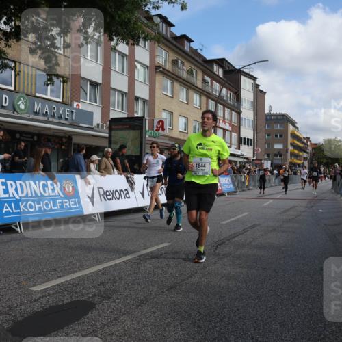 15.09.2024 - PSD Bank Halbmarathon Michael Strokosch http://msf.ph/oto/7066424 15.09.2024 11:59:49 Ziel 1555, 1576, 1614, 1837, 1844, 1902, 2071, 2151, 2161, 2415, 2418, 2558, 2752, 2795, 2799, 2807, 2841, 2864, 2874, 2949, 3177, 3523 meine-sportfotos.de