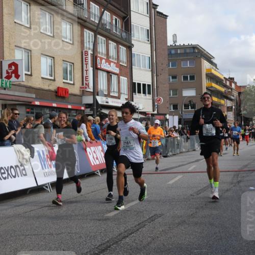 15.09.2024 - PSD Bank Halbmarathon Michael Strokosch http://msf.ph/oto/7066443 15.09.2024 11:59:53 Ziel 1555, 1576, 1614, 1691, 1837, 1844, 2071, 2151, 2161, 2415, 2558, 2752, 2791, 2795, 2799, 2807, 2864, 2874, 2949, 3026, 3098, 3177, 3523 meine-sportfotos.de