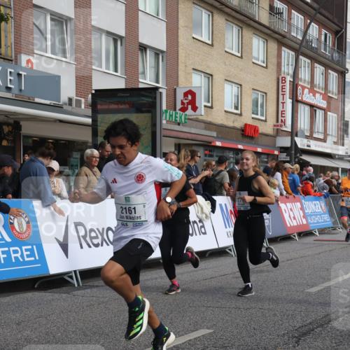 15.09.2024 - PSD Bank Halbmarathon Michael Strokosch http://msf.ph/oto/7066449 15.09.2024 11:59:53 Ziel 1555, 1576, 1614, 1691, 1837, 1844, 2071, 2151, 2161, 2415, 2558, 2752, 2791, 2795, 2799, 2807, 2864, 2874, 2949, 3026, 3098, 3177, 3523 meine-sportfotos.de