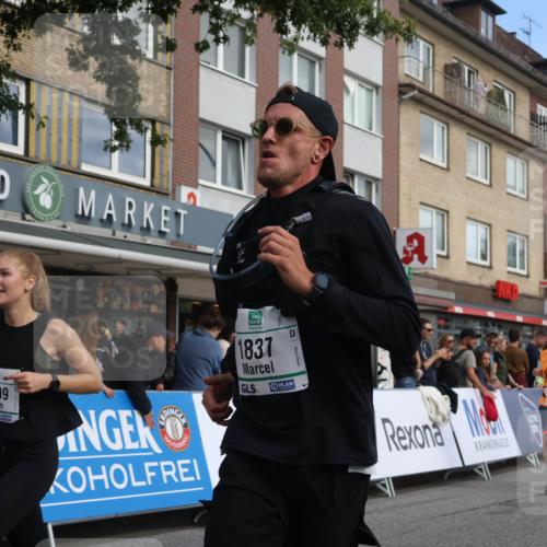 15.09.2024 - PSD Bank Halbmarathon Michael Strokosch http://msf.ph/oto/7066463 15.09.2024 11:59:55 Ziel 1555, 1576, 1614, 1691, 1725, 1837, 1844, 2071, 2161, 2415, 2558, 2752, 2791, 2795, 2799, 2807, 2864, 2949, 2983, 3026, 3098, 3177, 3523, 3550 meine-sportfotos.de