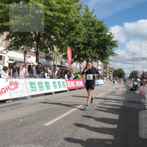 15.09.2024 - PSD Bank Halbmarathon Miley Keyser http://msf.ph/oto/7066465 15.09.2024 12:17:26 Ziel 792, 2282, 2305, 2306, 2931, 2932, 3020, 3130, 3425 meine-sportfotos.de