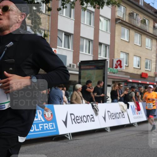 15.09.2024 - PSD Bank Halbmarathon Michael Strokosch http://msf.ph/oto/7066466 15.09.2024 11:59:55 Ziel 1555, 1576, 1614, 1691, 1725, 1837, 1844, 2071, 2161, 2415, 2558, 2752, 2791, 2795, 2799, 2807, 2864, 2949, 2983, 3026, 3098, 3177, 3523, 3550 meine-sportfotos.de