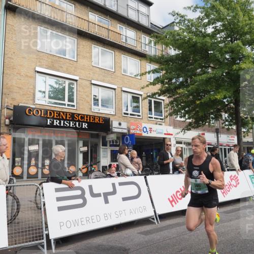 15.09.2024 - PSD Bank Halbmarathon Miley Keyser http://msf.ph/oto/7066467 15.09.2024 11:16:47 Ziel 595, 606, 621, 1004, 1007 meine-sportfotos.de