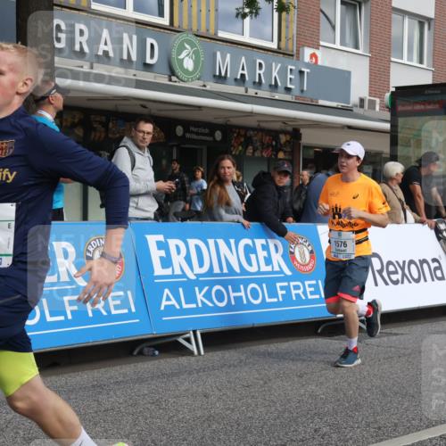15.09.2024 - PSD Bank Halbmarathon Michael Strokosch http://msf.ph/oto/7066478 15.09.2024 11:59:57 Ziel 1576, 1691, 1725, 1837, 1844, 2071, 2161, 2415, 2558, 2714, 2791, 2795, 2799, 2807, 2949, 2983, 3026, 3098, 3177, 3523, 3550 meine-sportfotos.de