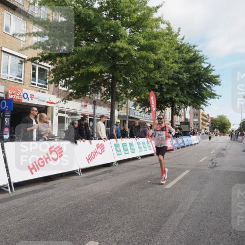 15.09.2024 - PSD Bank Halbmarathon Miley Keyser http://msf.ph/oto/7066490 15.09.2024 11:16:52 Ziel 561, 595, 621, 623, 1004, 1007 meine-sportfotos.de