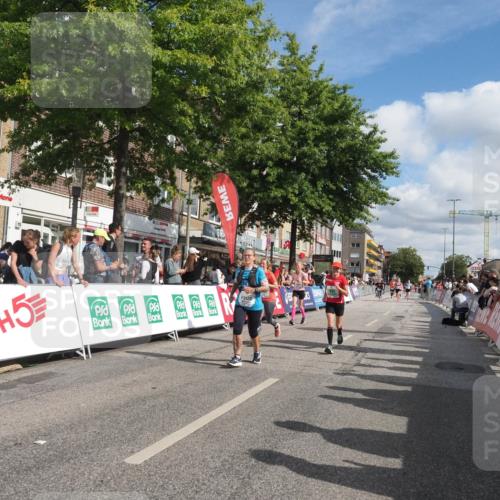 15.09.2024 - PSD Bank Halbmarathon Miley Keyser http://msf.ph/oto/7066491 15.09.2024 12:17:34 Ziel 983, 2282, 2665, 2931, 2932, 3010, 3020, 3072, 3155, 3302 meine-sportfotos.de